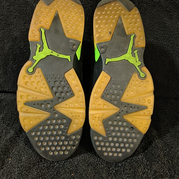 Black and Neon Green Sneakers - Picture 2 of 5